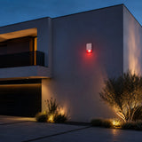 Flash lumineux de la sirène WOS305 de nuit, installée en hauteur